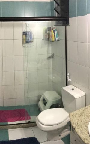 Apartamento à venda com 300m², 5 quartos e 2 vagas Apartamento à venda com 300m², 5 quartos e 2 vagasBanheiro 4