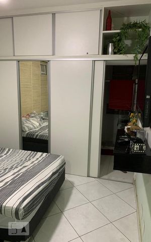 Apartamento à venda com 30m², 1 quarto e sem vaga Apartamento à venda com 30m², 1 quarto e sem vagaDormitório
