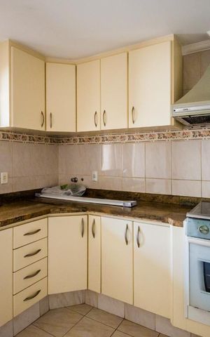 Apartamento à venda com 120m², 3 quartos e 2 vagas Apartamento à venda com 120m², 3 quartos e 2 vagasCozinha