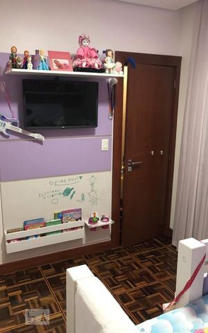 Apartamento à venda com 160m², 3 quartos e 2 vagas Apartamento à venda com 160m², 3 quartos e 2 vagasQuaro de criança