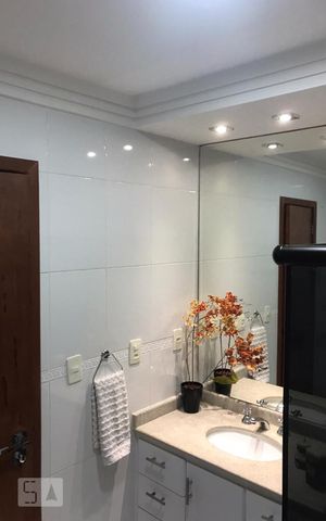 Apartamento à venda com 160m², 3 quartos e 2 vagas Apartamento à venda com 160m², 3 quartos e 2 vagasBanheiro Social