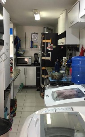 Apartamento à venda com 74m², 2 quartos e 1 vaga Apartamento à venda com 74m², 2 quartos e 1 vagaCozinha e Área de Serviço