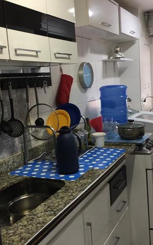 Apartamento à venda com 74m², 2 quartos e 1 vaga Apartamento à venda com 74m², 2 quartos e 1 vagaCozinha e Área de Serviço