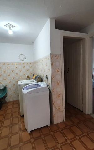 Casa à venda com 180m², 2 quartos e 5 vagas Casa à venda com 180m², 2 quartos e 5 vagasÁrea de serviço