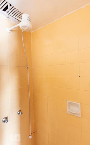Apartamento para alugar com 50m², 1 quarto e 1 vaga Apartamento para alugar com 50m², 1 quarto e 1 vagaBanheiro da Suíte