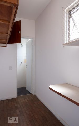 Apartamento à venda com 150m², 3 quartos e 2 vagas Apartamento à venda com 150m², 3 quartos e 2 vagasQuarto de Serviço