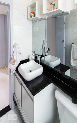 Apartamento à venda com 45m², 2 quartos e 1 vagaBanheiro