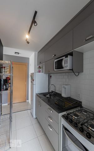 Apartamento à venda com 47m², 2 quartos e 1 vaga Apartamento à venda com 47m², 2 quartos e 1 vagaCozinha