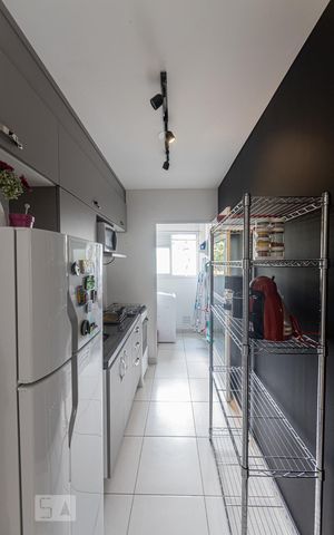 Apartamento à venda com 47m², 2 quartos e 1 vaga Apartamento à venda com 47m², 2 quartos e 1 vagaCozinha