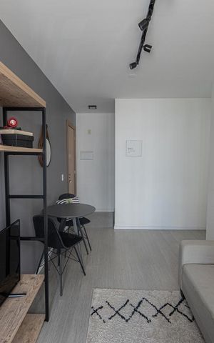 Apartamento à venda com 47m², 2 quartos e 1 vaga Apartamento à venda com 47m², 2 quartos e 1 vagaSala