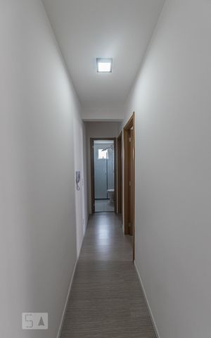 Apartamento à venda com 47m², 2 quartos e 1 vaga Apartamento à venda com 47m², 2 quartos e 1 vagaCorredor