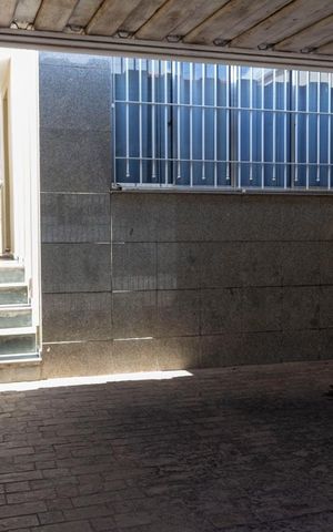 Casa à venda com 180m², 4 quartos e 2 vagasGaragem