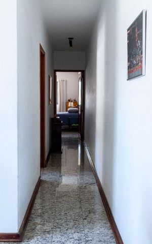 Casa à venda com 180m², 4 quartos e 2 vagasCorredor 2