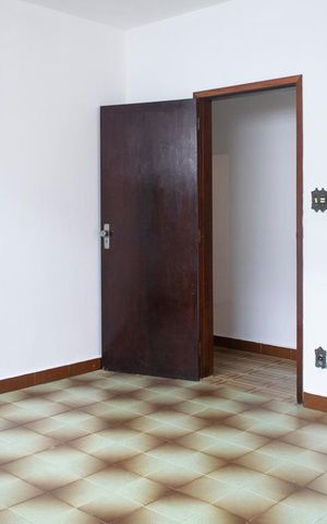 Casa à venda com 350m², 4 quartos e 4 vagas Casa à venda com 350m², 4 quartos e 4 vagasCOPA