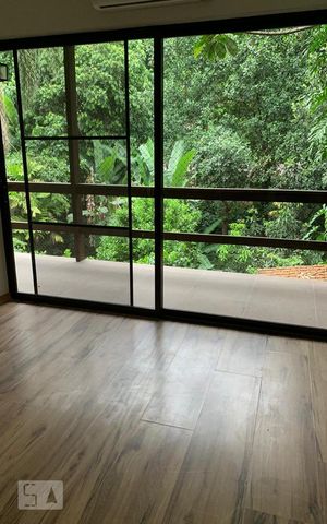 Casa de condomínio à venda com 180m², 4 quartos e sem vaga Casa de condomínio à venda com 180m², 4 quartos e sem vagaQuarto 3