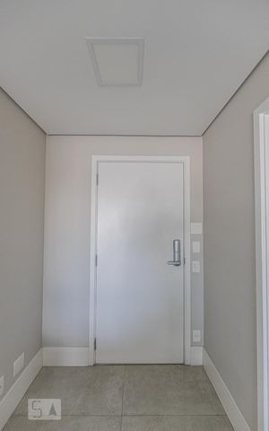 Apartamento à venda com 180m², 4 quartos e 3 vagas Apartamento à venda com 180m², 4 quartos e 3 vagasSala