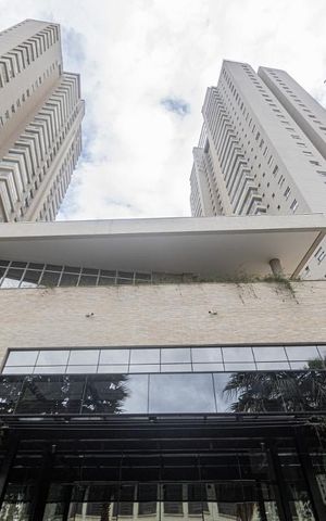 Apartamento à venda com 180m², 4 quartos e 3 vagas Apartamento à venda com 180m², 4 quartos e 3 vagasFachada