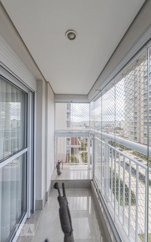 Apartamento à venda com 180m², 4 quartos e 3 vagas Apartamento à venda com 180m², 4 quartos e 3 vagasVaranda Suite 3