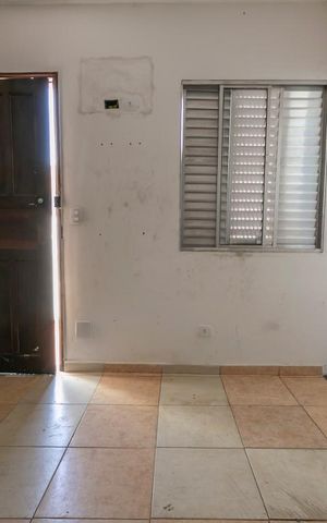 Casa para alugar com 140m², 2 quartos e 2 vagasEdícula