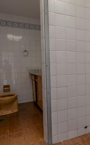 Casa para alugar com 140m², 2 quartos e 2 vagasBanheiro