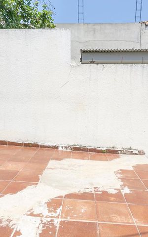 Casa para alugar com 140m², 2 quartos e 2 vagasQuintal