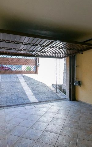 Casa para alugar com 138m², 3 quartos e 5 vagasGaragem