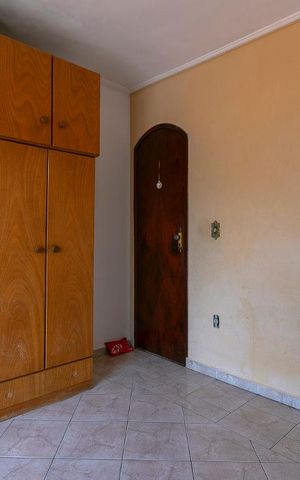Casa para alugar com 138m², 3 quartos e 5 vagasQuarto 2