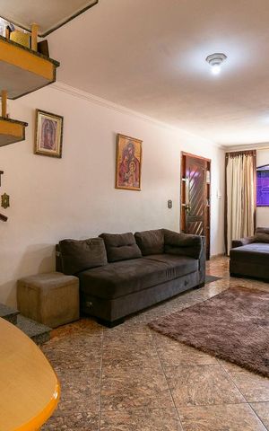 Casa para alugar com 138m², 3 quartos e 5 vagasSala