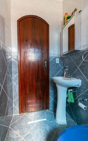 Casa para alugar com 138m², 3 quartos e 5 vagasBanheiro 3