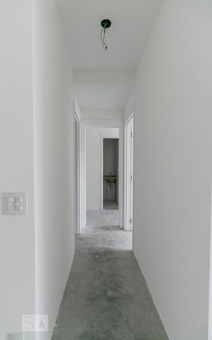 Apartamento à venda com 66m², 2 quartos e 1 vagaCorredor