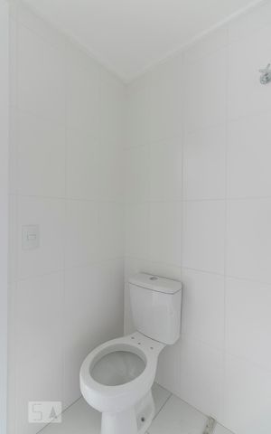 Apartamento à venda com 66m², 2 quartos e 1 vagaBanheiro 2
