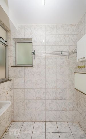 Apartamento para alugar com 70m², 3 quartos e 1 vagaÁrea de Serviço
