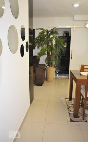 Apartamento à venda com 55m², 2 quartos e 1 vagaCorredor