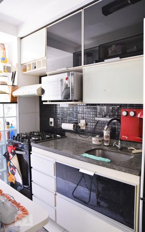 Apartamento à venda com 55m², 2 quartos e 1 vagaCozinha e Área de Serviço