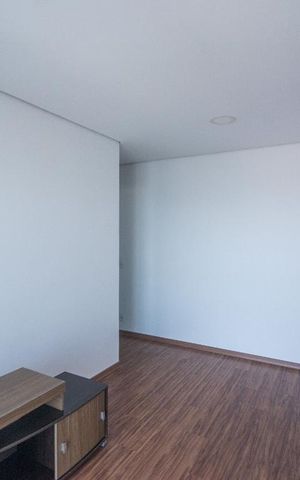 Apartamento à venda com 59m², 2 quartos e 1 vaga Apartamento à venda com 59m², 2 quartos e 1 vagaSala