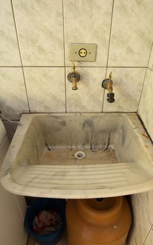 Casa à venda com 174m², 4 quartos e 2 vagasLavanderia