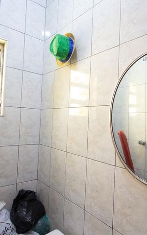 Casa à venda com 174m², 4 quartos e 2 vagasBanheiro