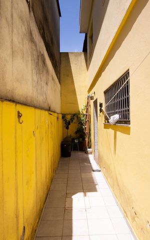 Casa à venda com 174m², 4 quartos e 2 vagasQuintal