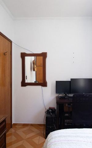 Casa à venda com 174m², 4 quartos e 2 vagasQuarto