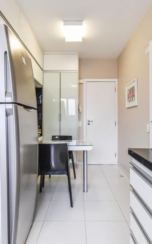 Apartamento à venda com 98m², 2 quartos e 1 vaga Apartamento à venda com 98m², 2 quartos e 1 vagaCozinha