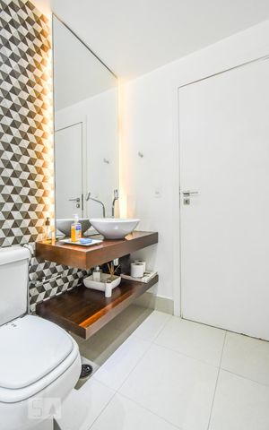 Apartamento à venda com 98m², 2 quartos e 1 vaga Apartamento à venda com 98m², 2 quartos e 1 vagaBanheiro Social