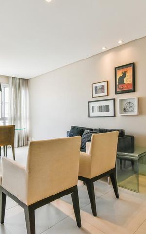 Apartamento à venda com 98m², 2 quartos e 1 vaga Apartamento à venda com 98m², 2 quartos e 1 vagaSala
