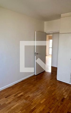 Apartamento à venda com 126m², 4 quartos e 2 vagas Apartamento à venda com 126m², 4 quartos e 2 vagasQuarto 1