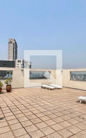 Apartamento à venda com 126m², 4 quartos e 2 vagas Apartamento à venda com 126m², 4 quartos e 2 vagasChurrasqueira