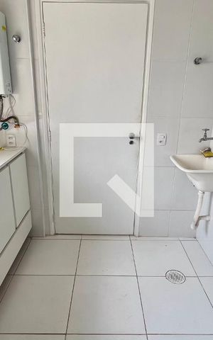 Apartamento à venda com 126m², 4 quartos e 2 vagas Apartamento à venda com 126m², 4 quartos e 2 vagasÁrea de Serviço
