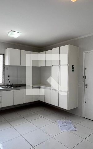 Apartamento à venda com 126m², 4 quartos e 2 vagas Apartamento à venda com 126m², 4 quartos e 2 vagasCozinha
