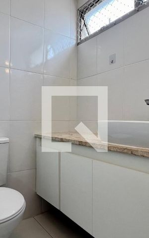 Apartamento à venda com 126m², 4 quartos e 2 vagas Apartamento à venda com 126m², 4 quartos e 2 vagasBanheiro da Suíte