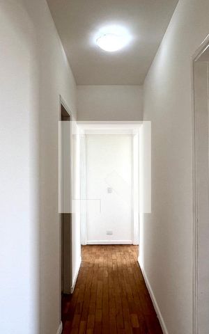 Apartamento à venda com 126m², 4 quartos e 2 vagas Apartamento à venda com 126m², 4 quartos e 2 vagasCorredor