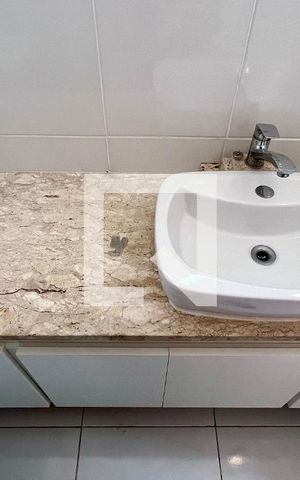 Apartamento à venda com 126m², 4 quartos e 2 vagas Apartamento à venda com 126m², 4 quartos e 2 vagasBanheiro da Suíte
