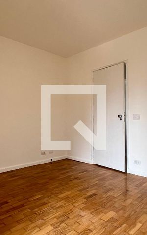 Apartamento à venda com 126m², 4 quartos e 2 vagas Apartamento à venda com 126m², 4 quartos e 2 vagasSuíte
